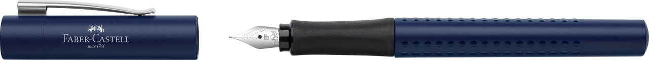 140807_Fountain pen Grip 2011 EF classic blue